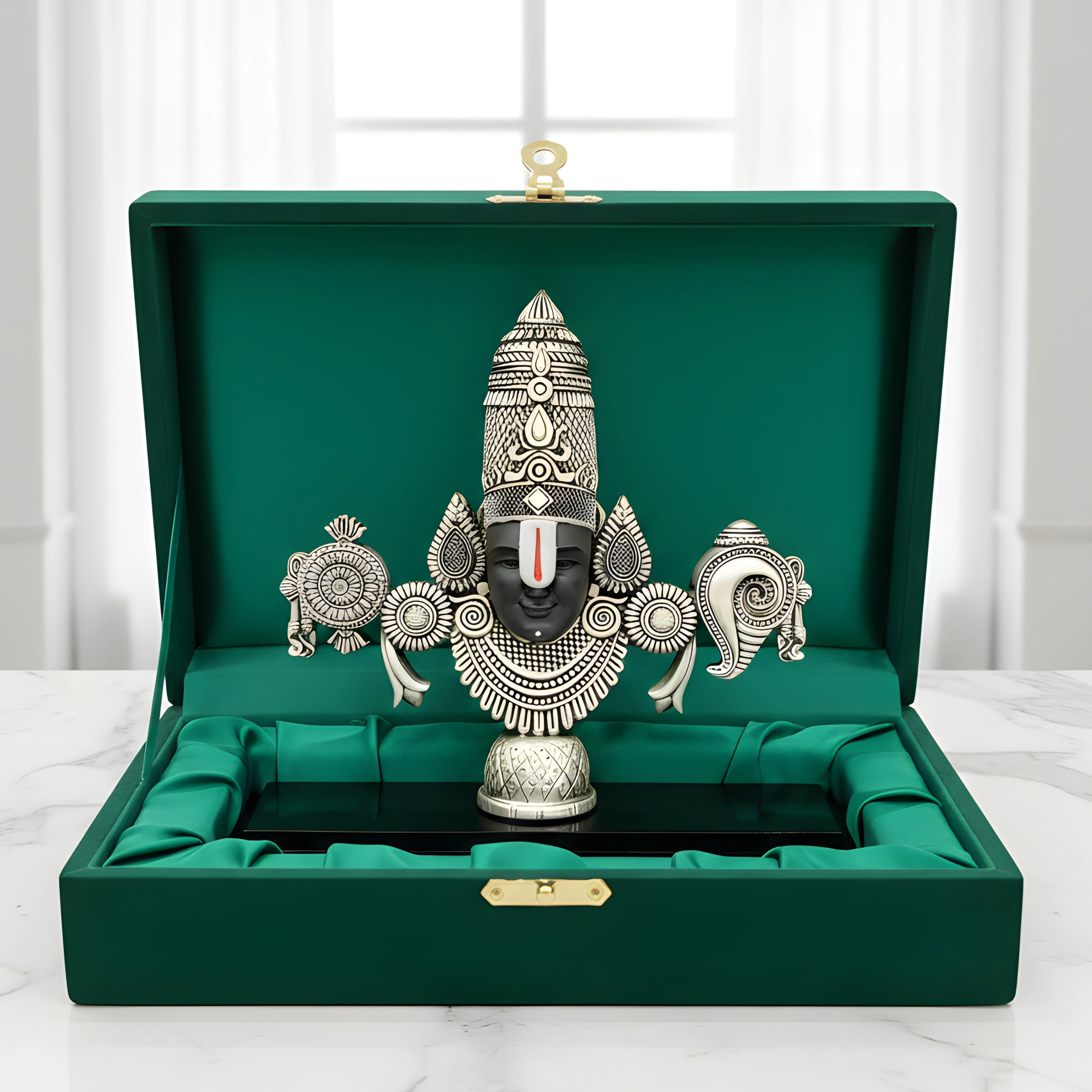Balaji Idol – Lord Venkateswara Silver-Plated Main image