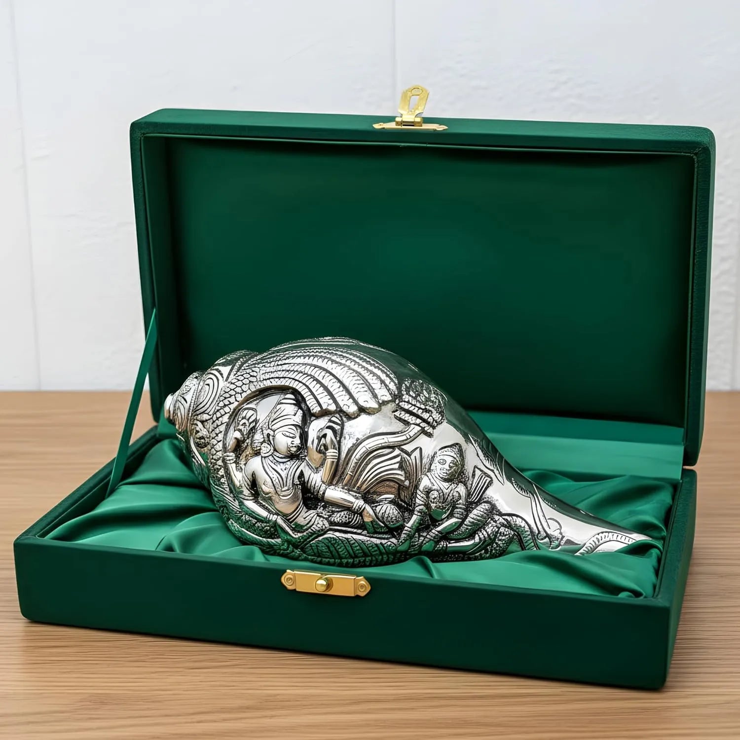 Vishnu Lakshmi Shankh Silver-Plated | Large (7") Main image